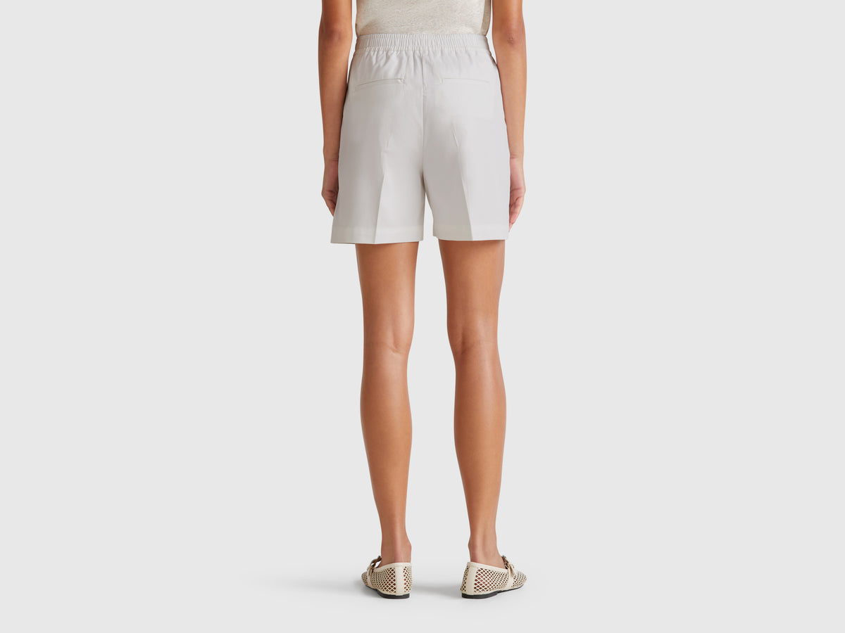 Bermudas em algodão elástico - ucb_image_B