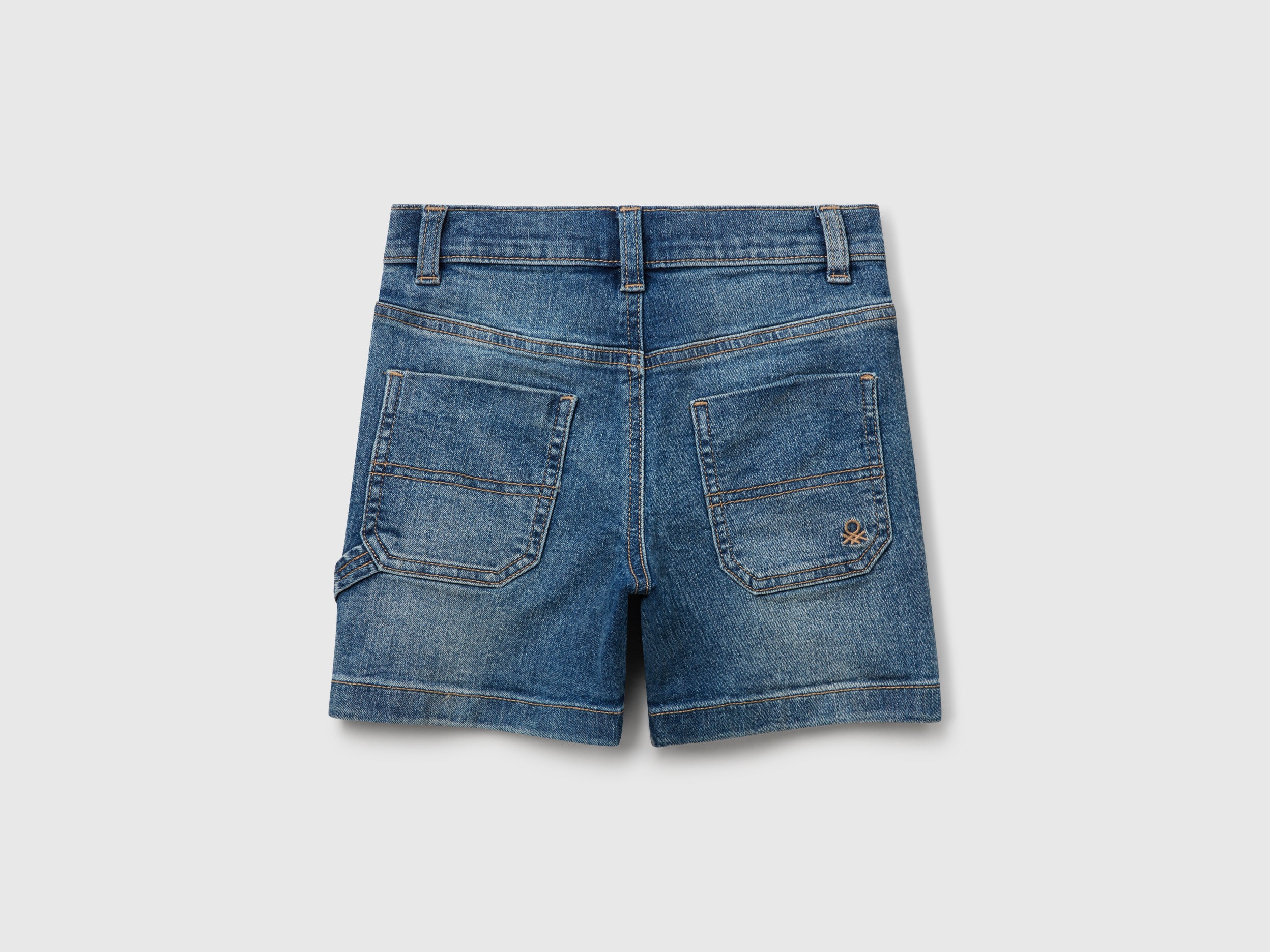 Bermudas em denim - ucb_image_BS
