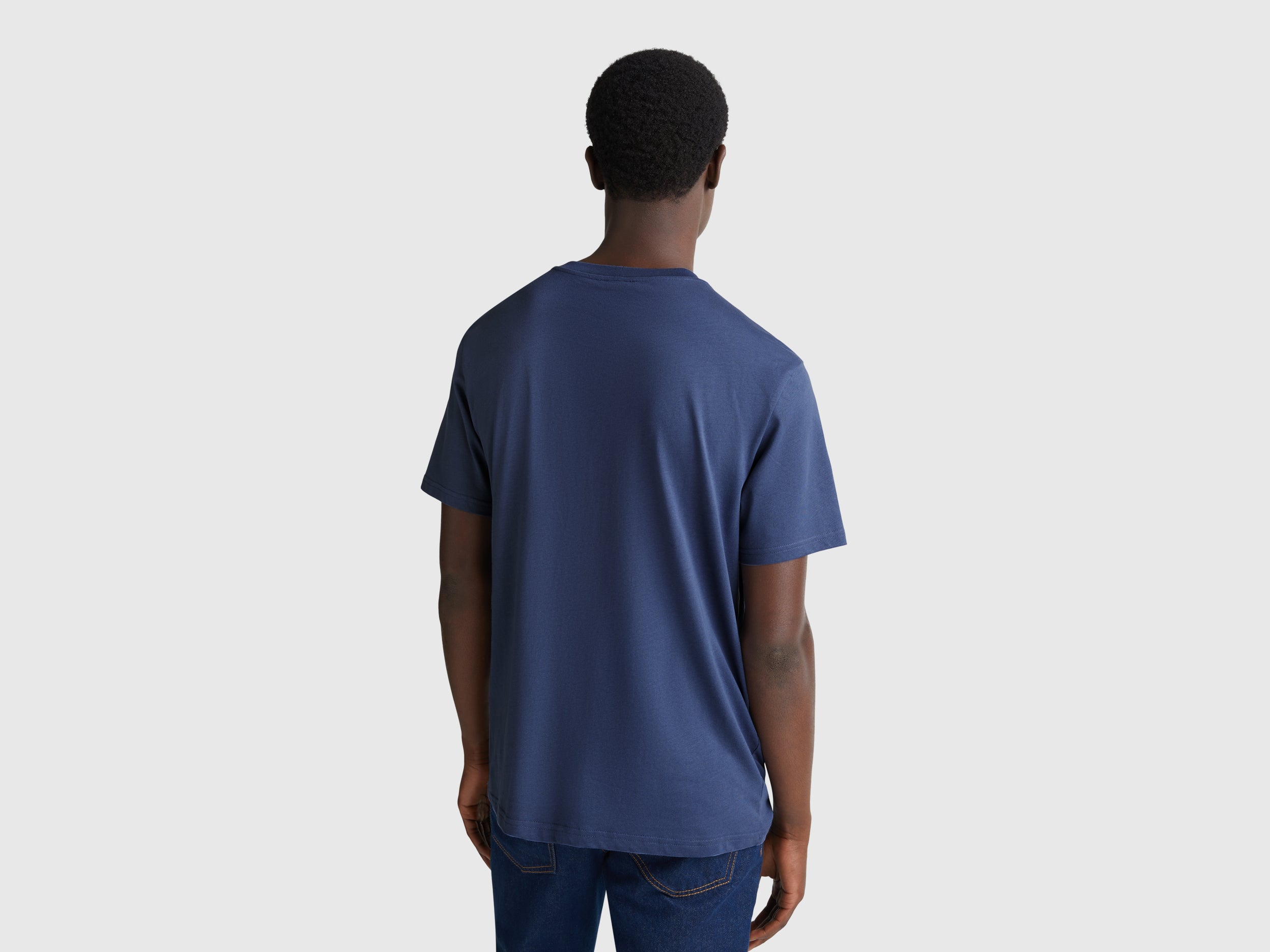 T-shirt em algodão de fibra longa - ucb_image_B