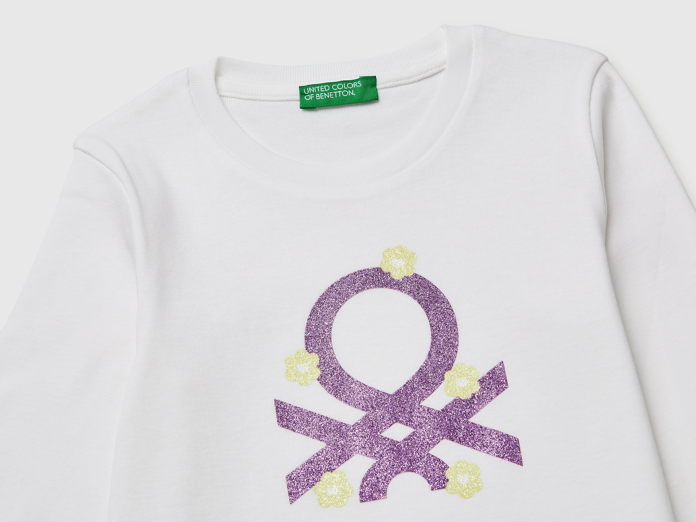 T-shirt com logótipo glitter em algodão orgânico - ucb_image_DS1