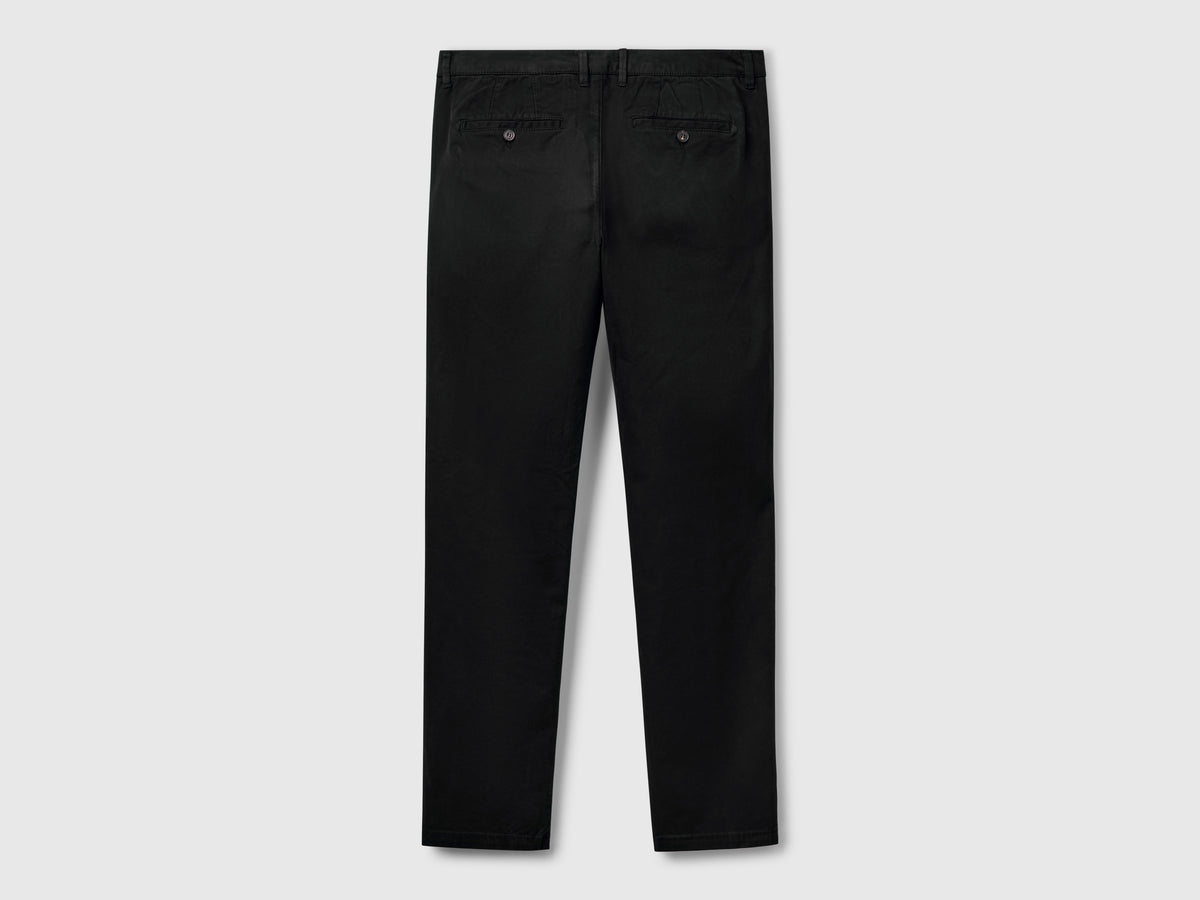 Chinos slim fit pretos - ucb_image_BS