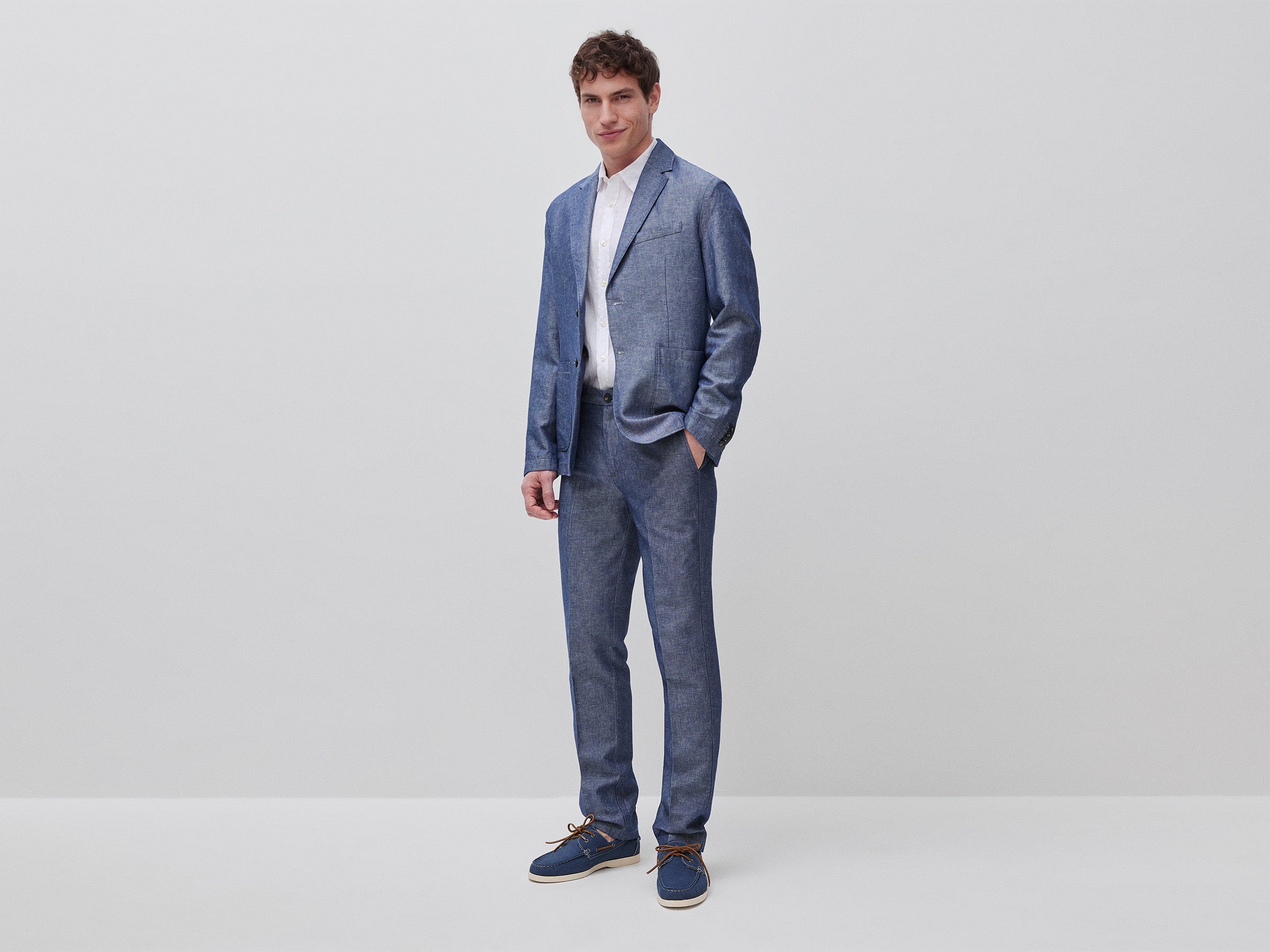 Chinos regular fit em mistura de linho - ucb_image_FY