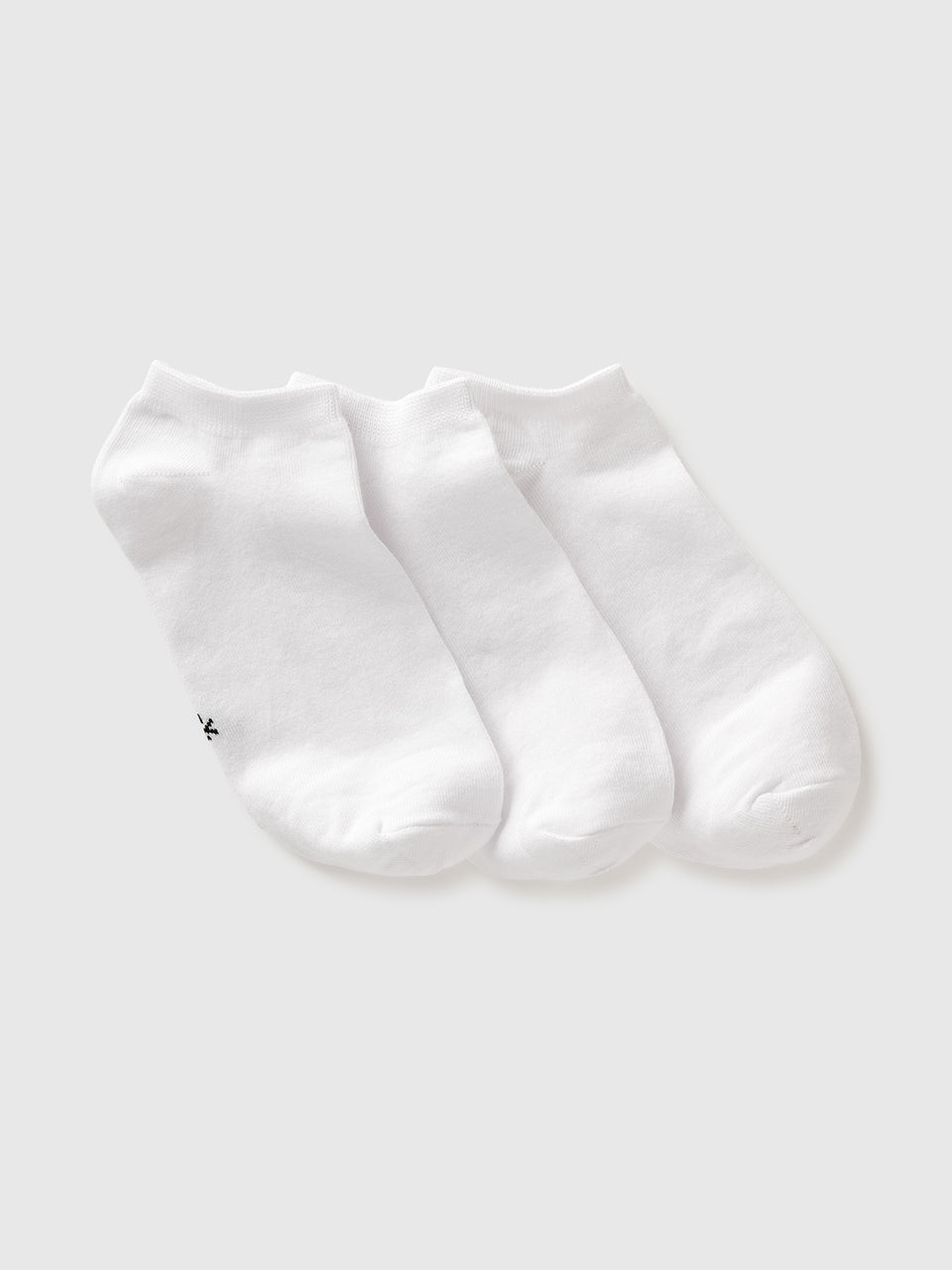 Three pairs of plain short socks - ucb_image_FS