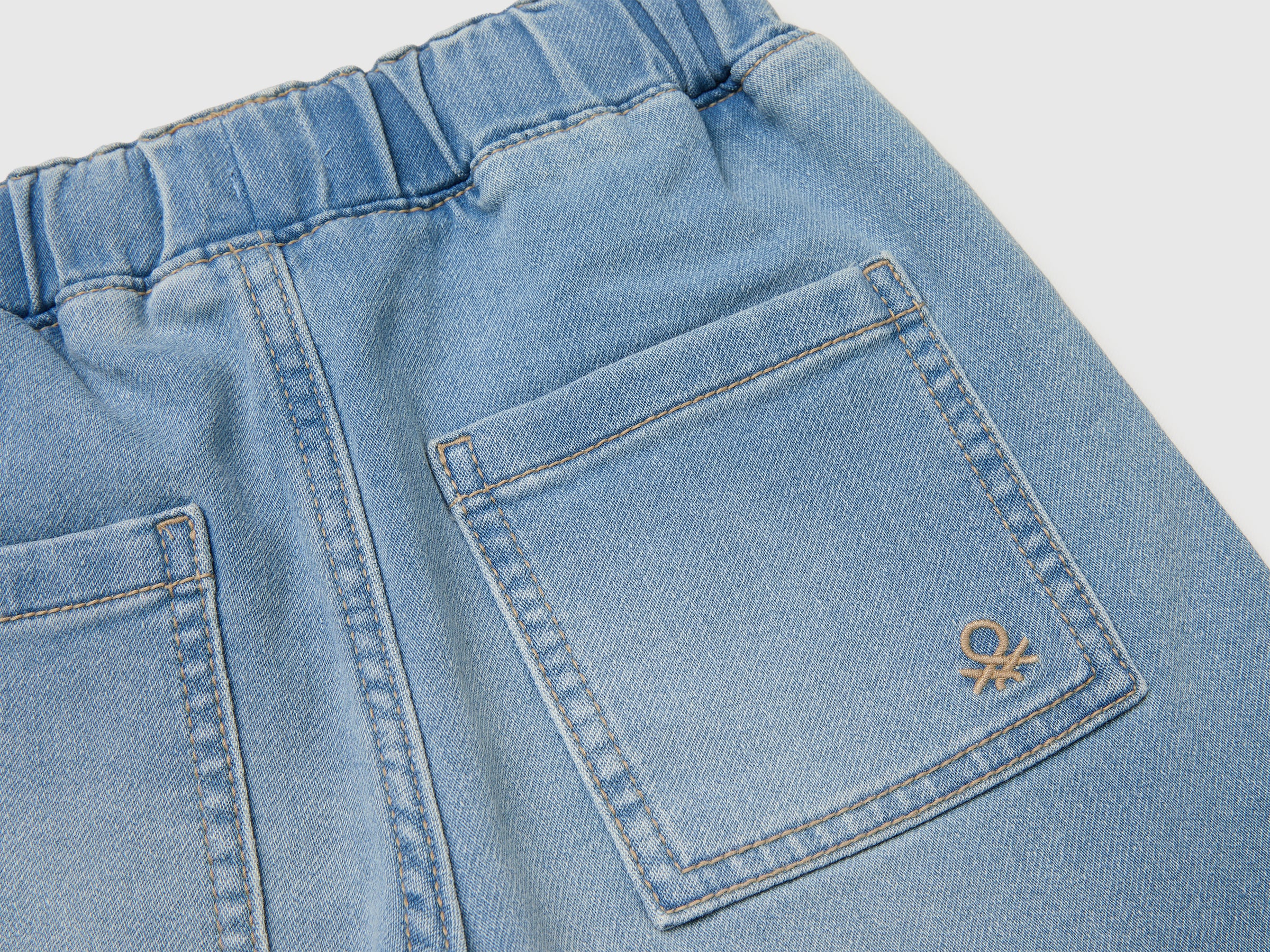 Denim-effect Bermuda shorts - ucb_image_DS1