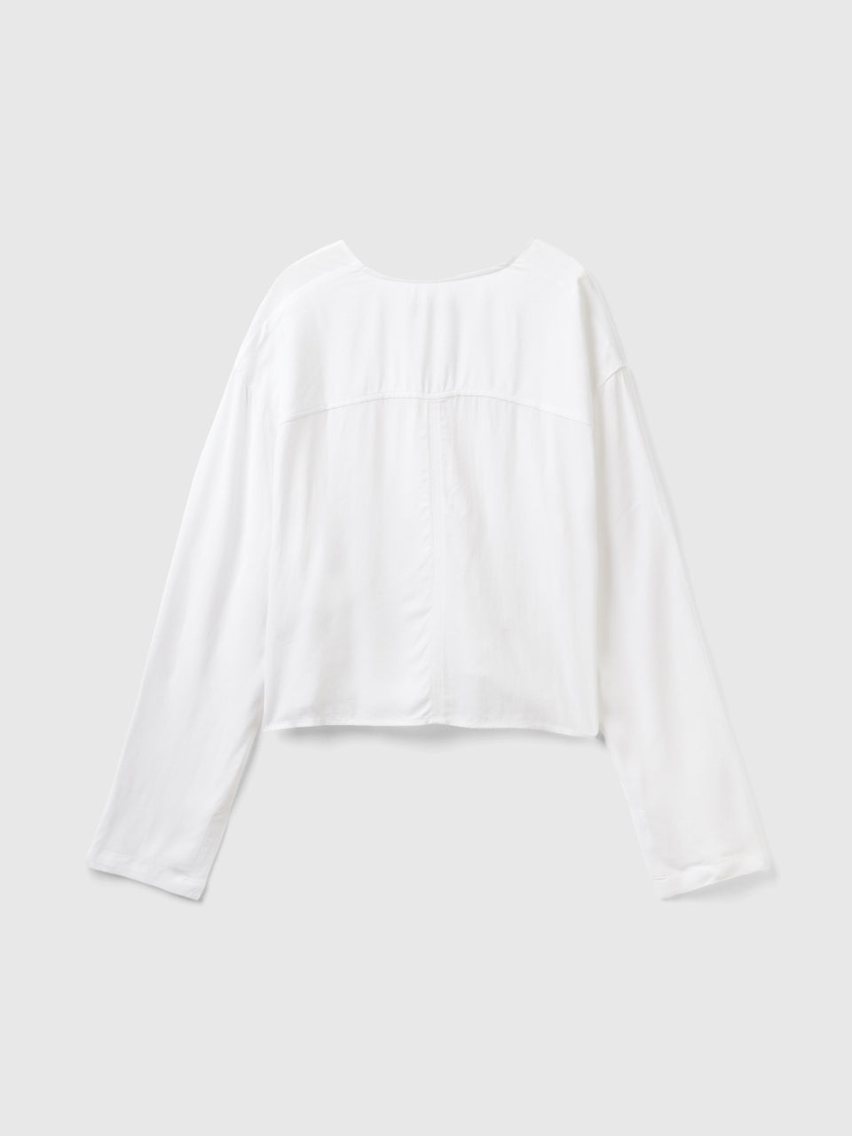 Blusa com decote em V - ucb_image_BS