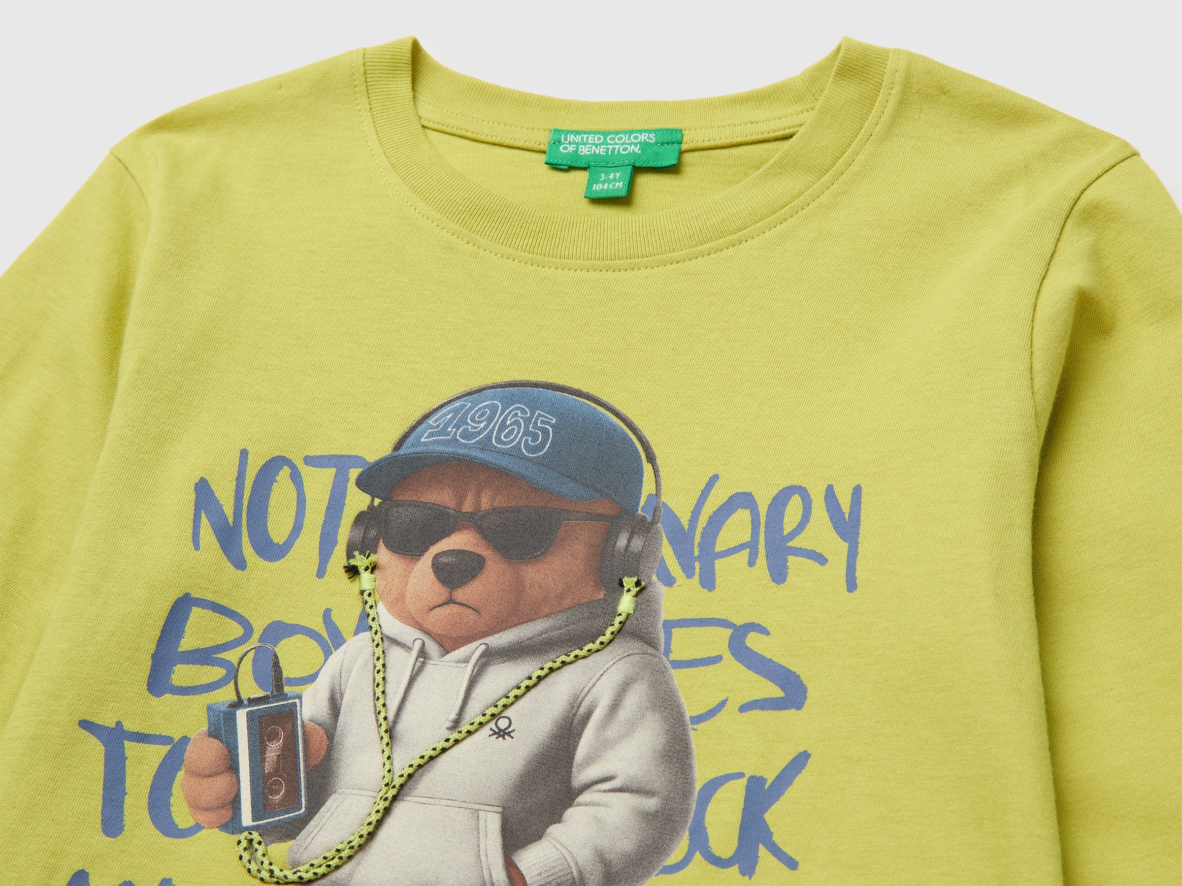 T-shirt com estampa e bordado - ucb_image_DS1