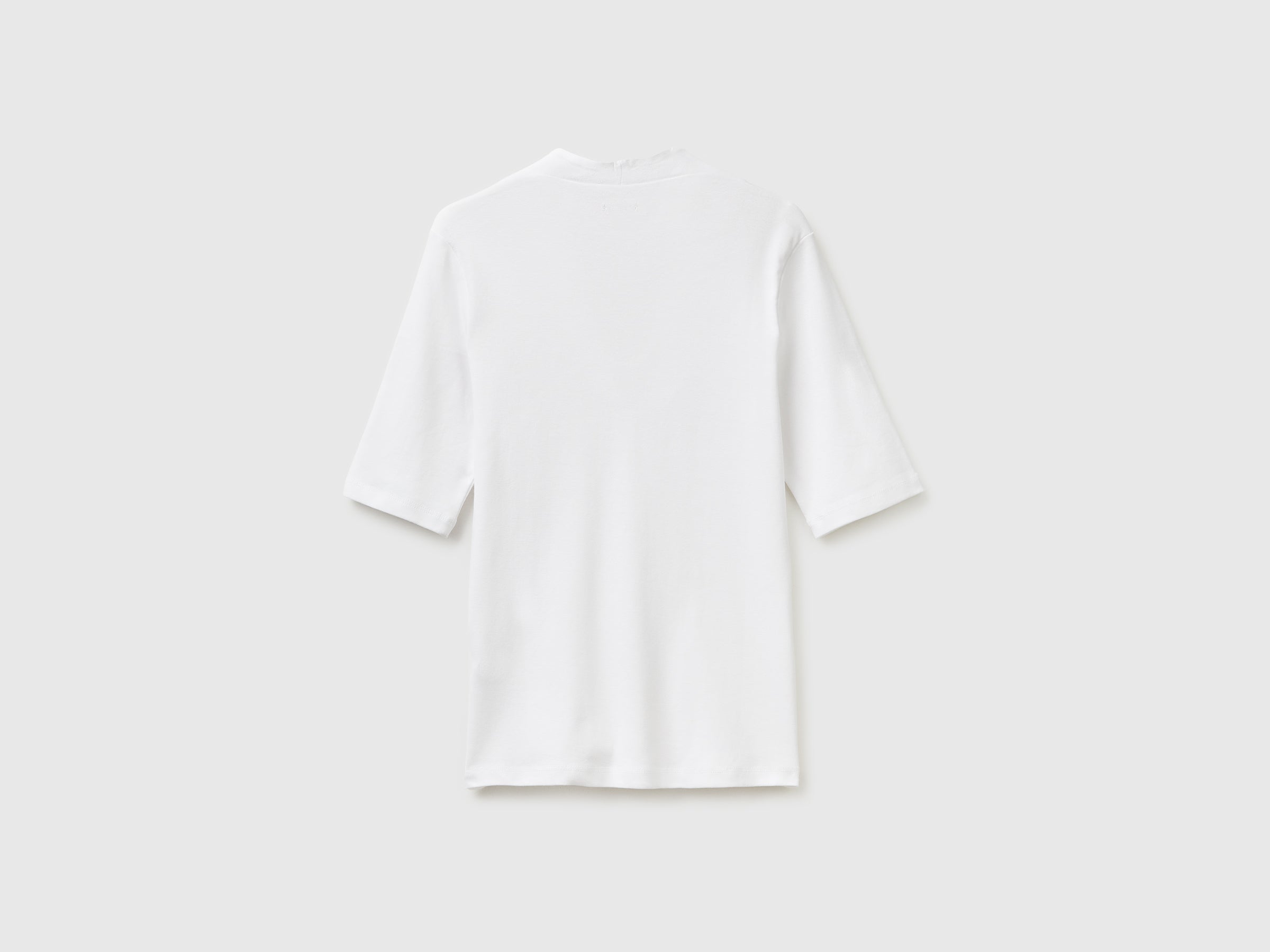T-shirt slim fit em algodão de fibra longa - ucb_image_BS