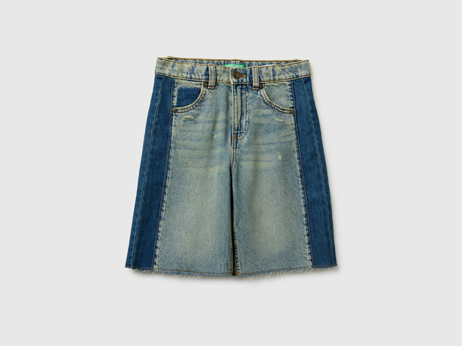Two-tone denim Bermuda shorts - ucb_image_FS