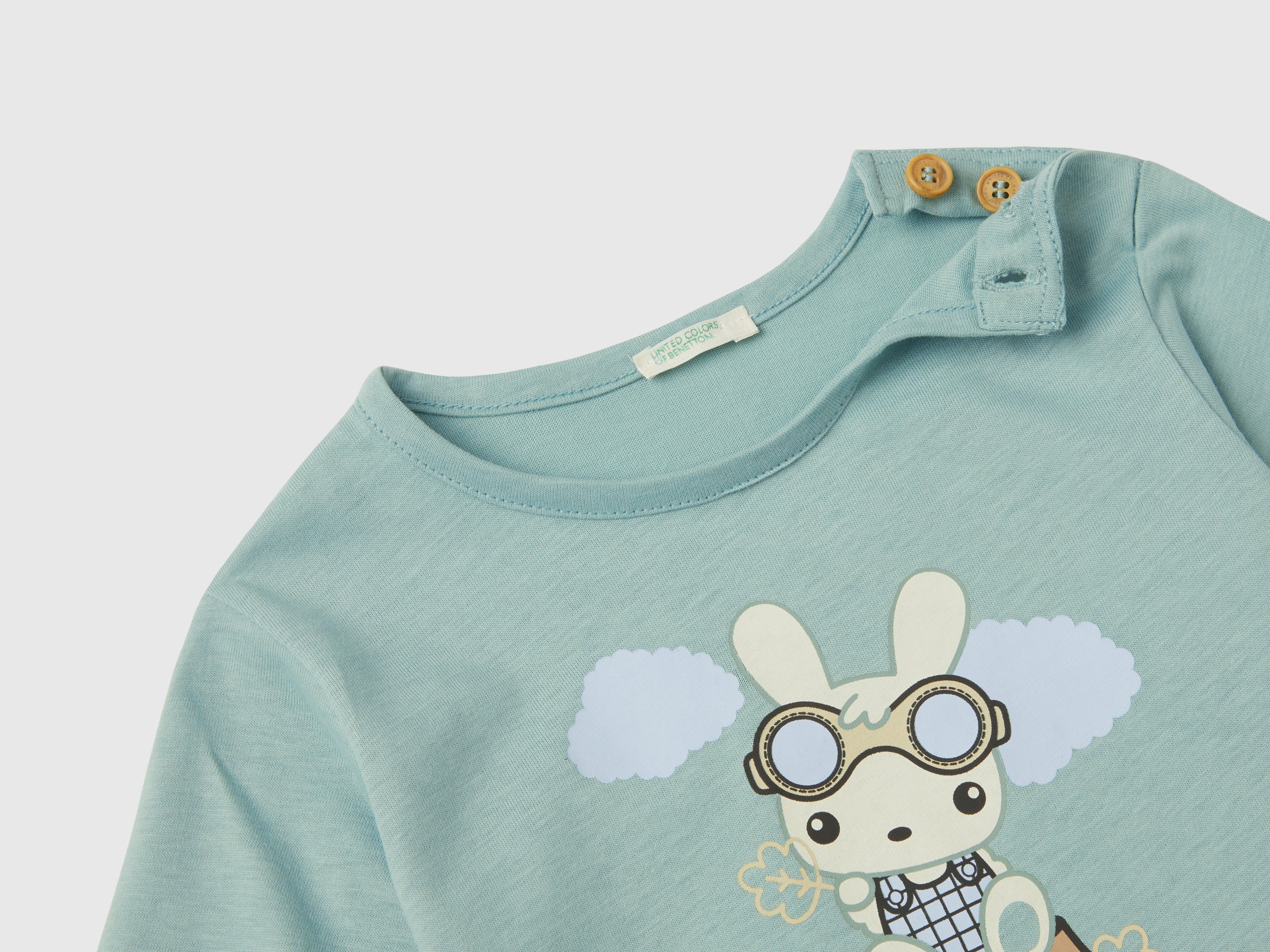 T-shirt quente com estampa de coelho - ucb_image_DS1