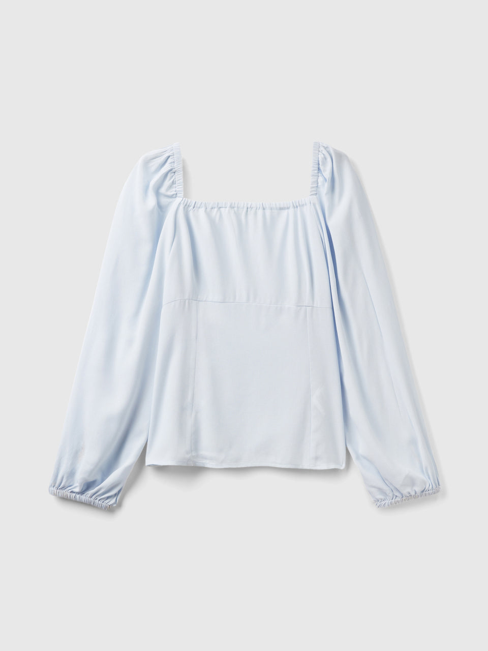 Blusa slim fit com decote quadrado - ucb_image_BS