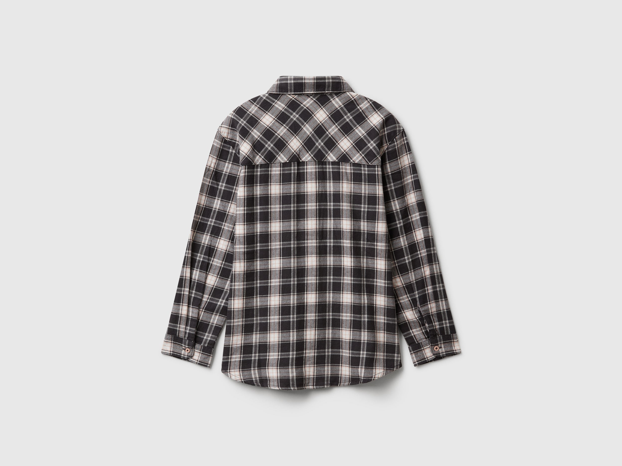 Camisa aos quadrados com bolsos - ucb_image_BS