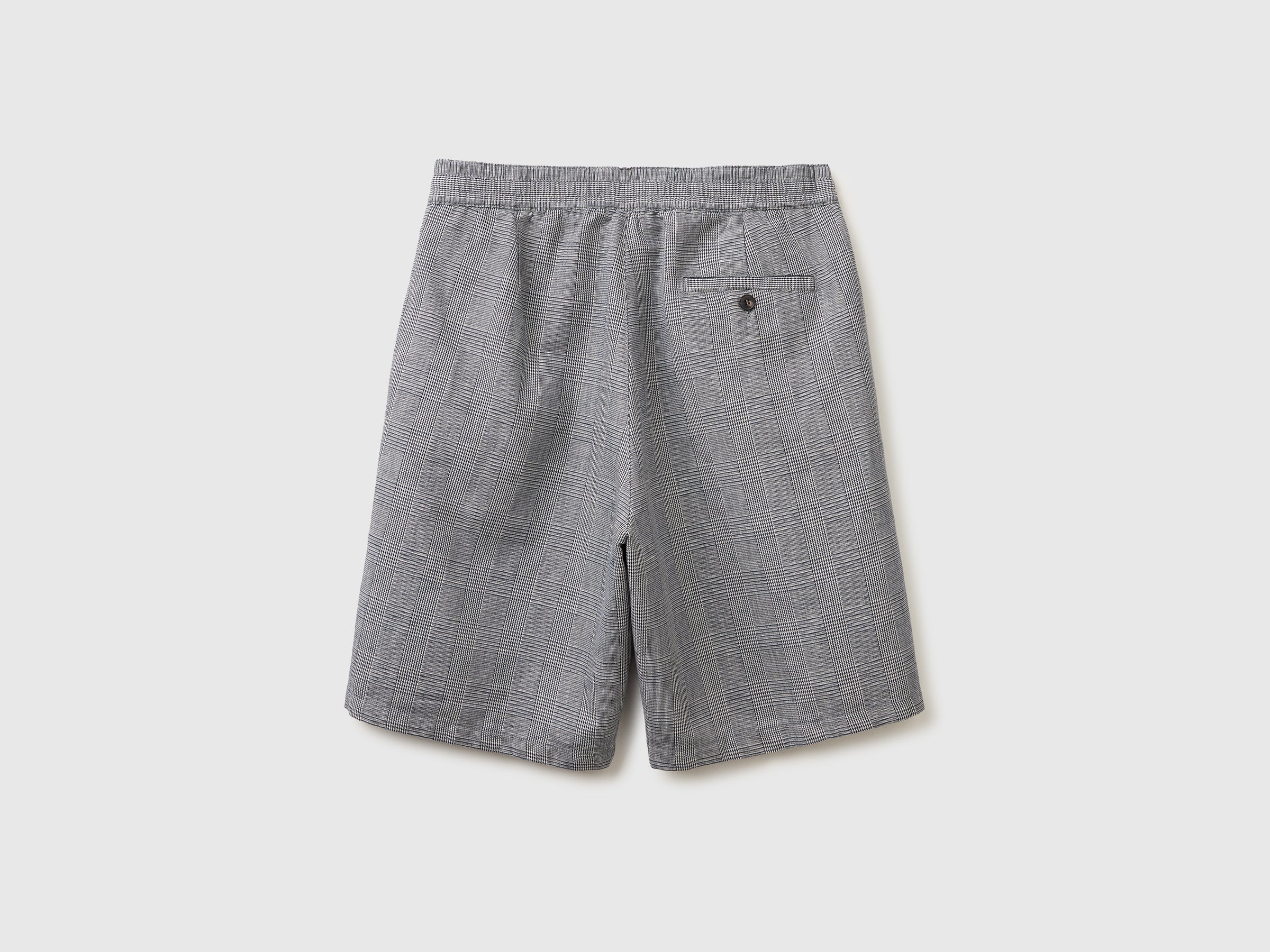 Regular fit Bermuda shorts in linen blend - ucb_image_BS