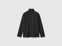 T-shirt stretch com gola alta - ucb_image_BS