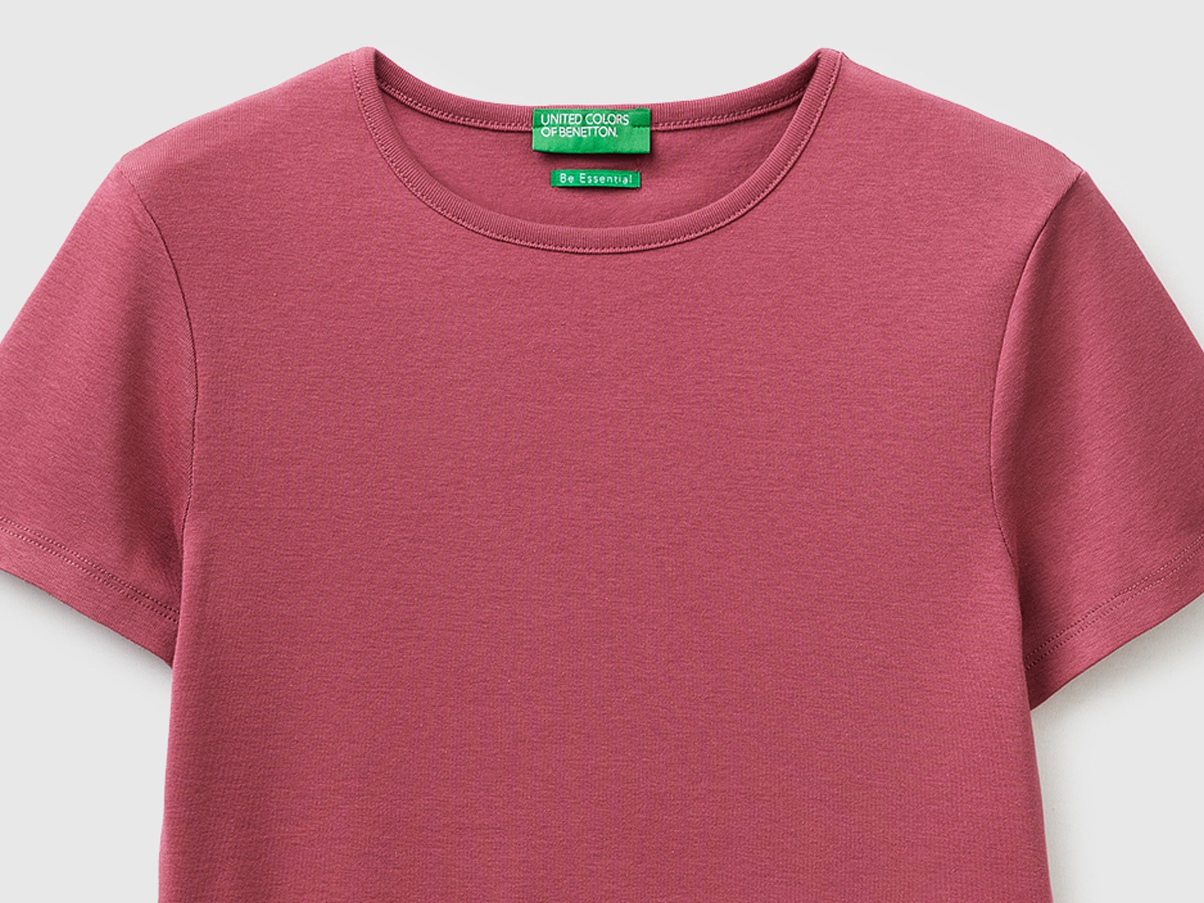 T-shirt de gola redonda slim fit - ucb_image_DS1