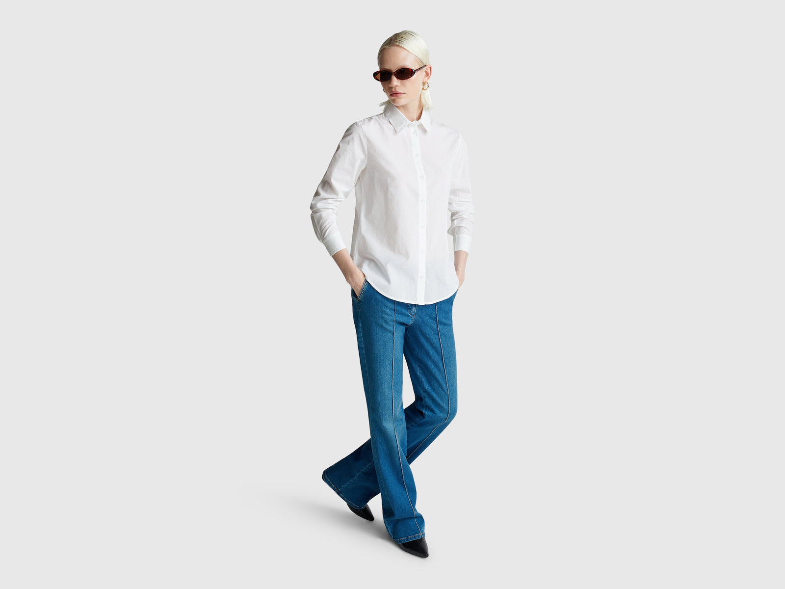Regular fit shirt in lightweight cotton