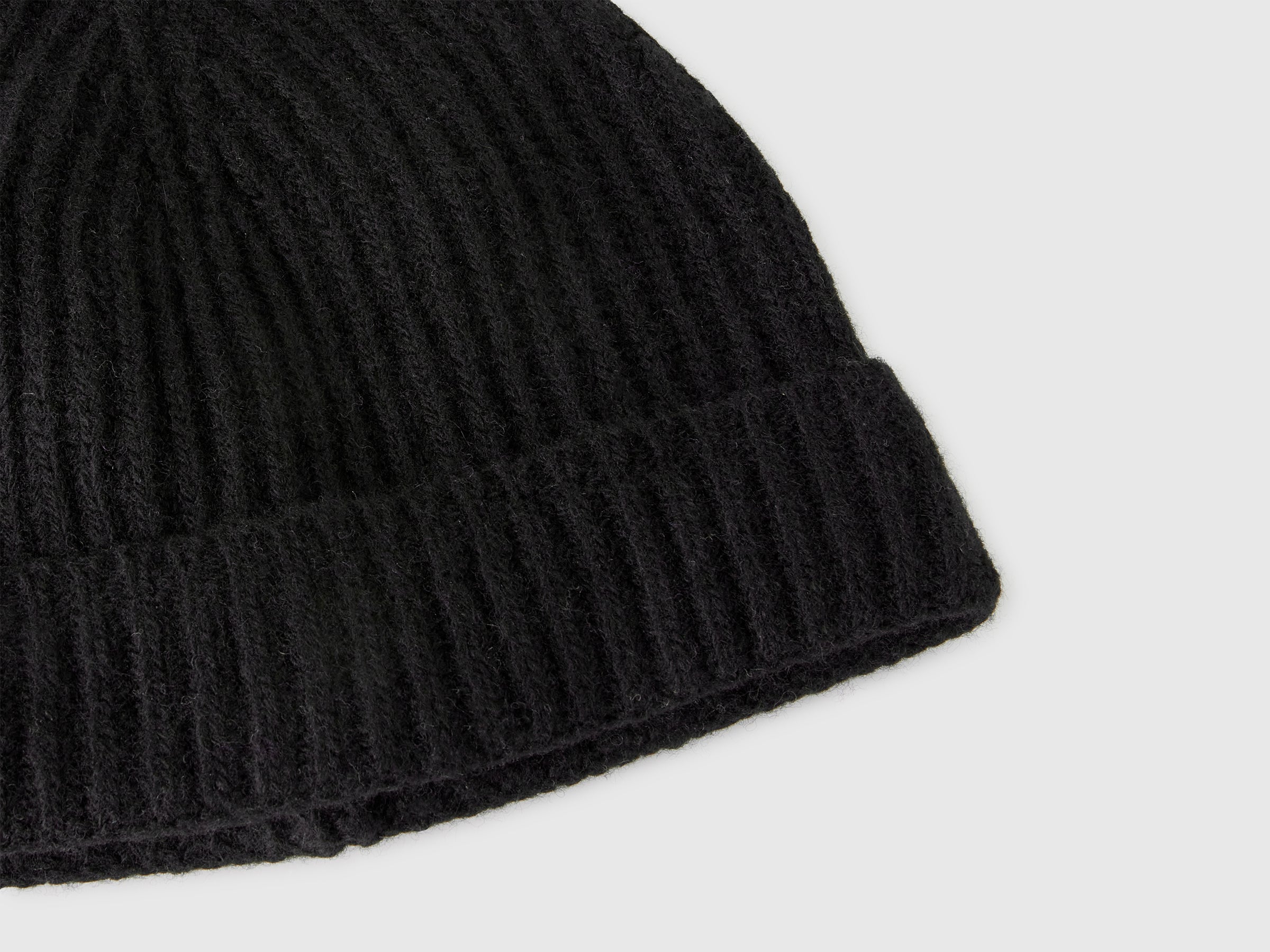 Gorro em pura lã virgem - ucb_image_DS1