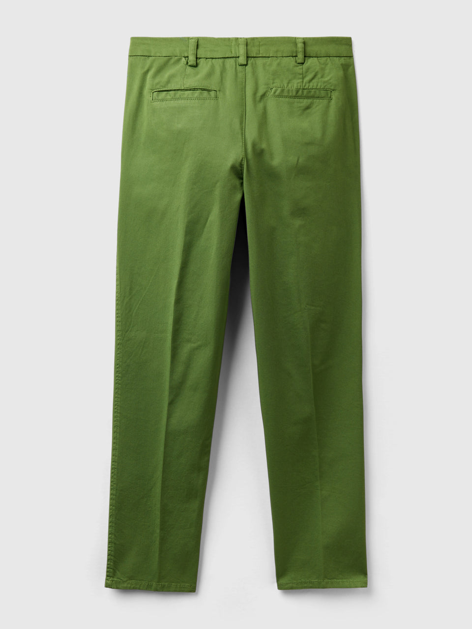 Chinos slim fit em algodão verde militar - ucb_image_BS