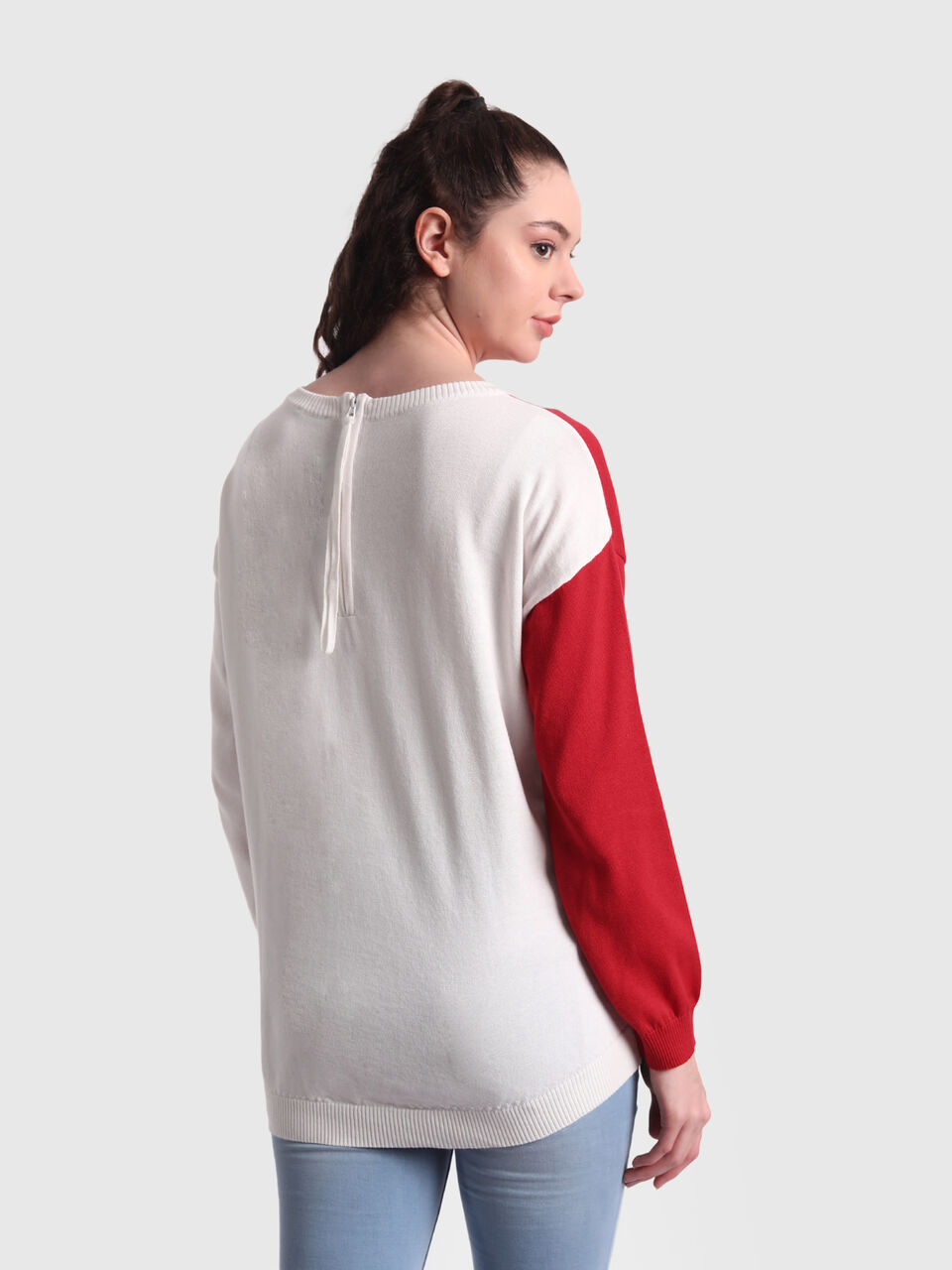 3/4th sleeved top with zipper at back image number null