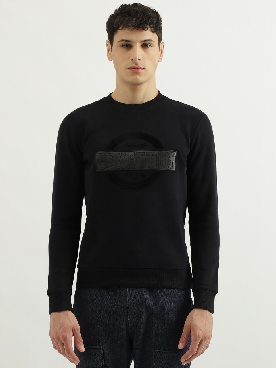 FAUX LEATHER PATCH BRANDING SWEAT image number null