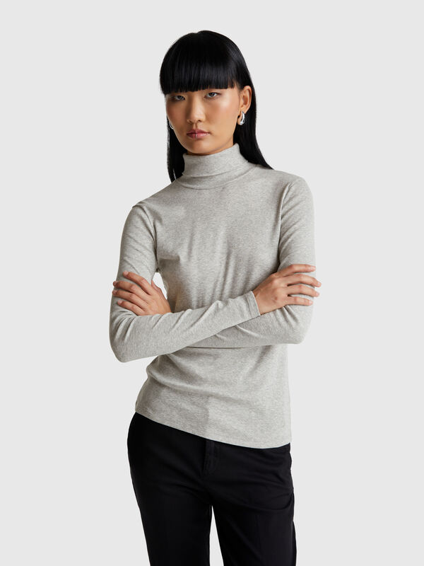 Long sleeve t-shirt with high neck Long sleeve t-shirt with high neck Women