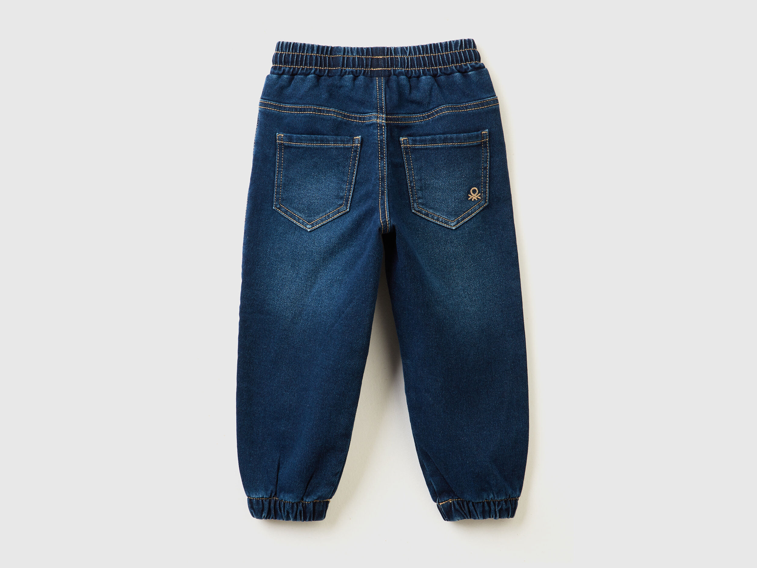 Ucb joggers jeans 2025