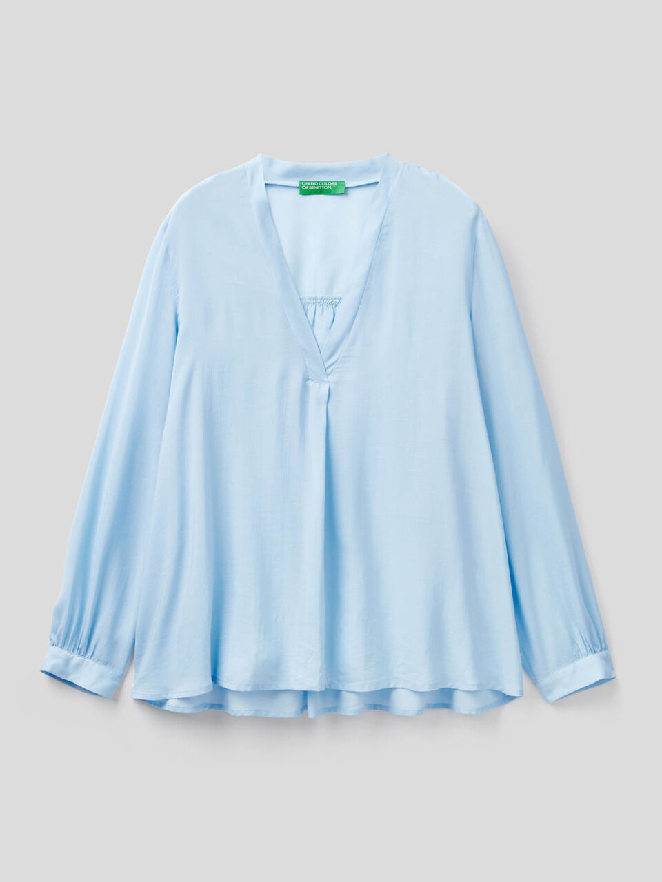 Lightweight viscose blend blouse image number 1