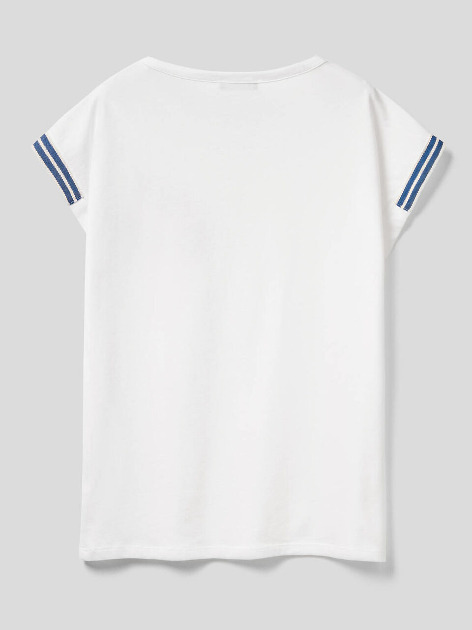 T-shirt with "Love" embroidery image number 2