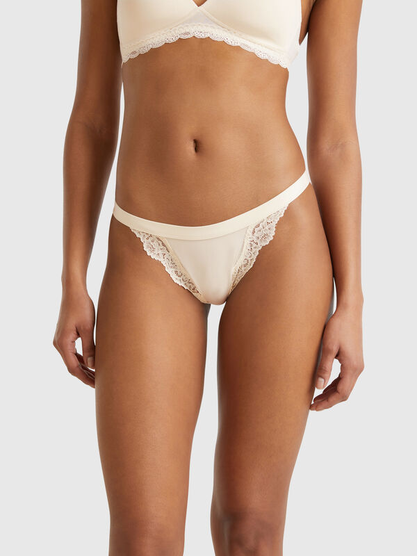 Underwear with lace inserts Women