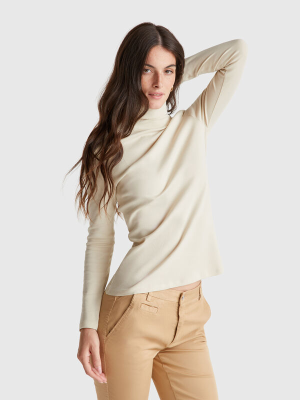 Long sleeve t-shirt with high neck Long sleeve t-shirt with high neck Women