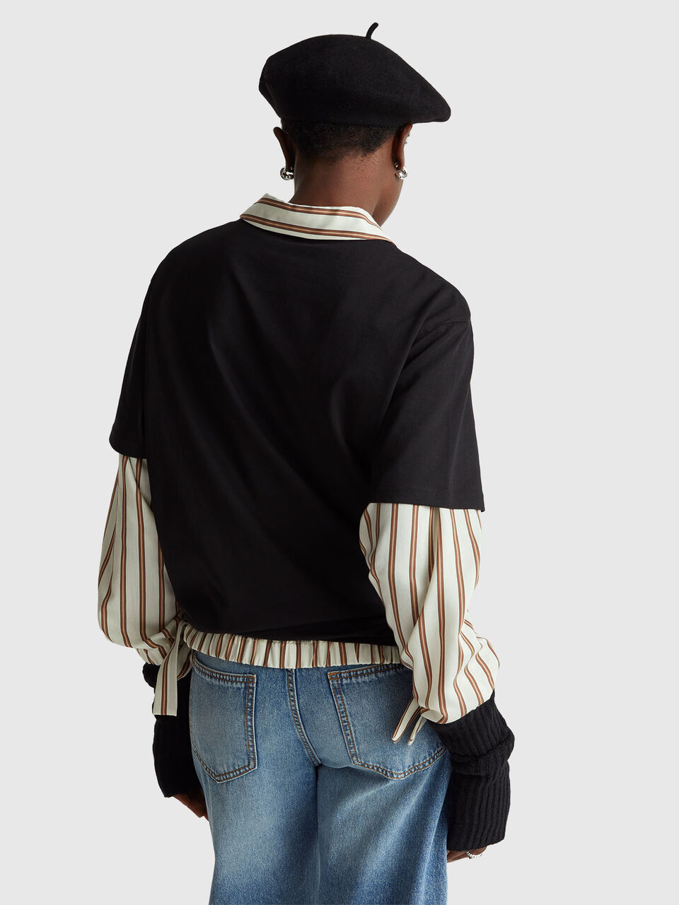 T-SHIRT image number null