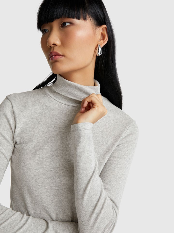 TURTLE NECK SWEATER Women