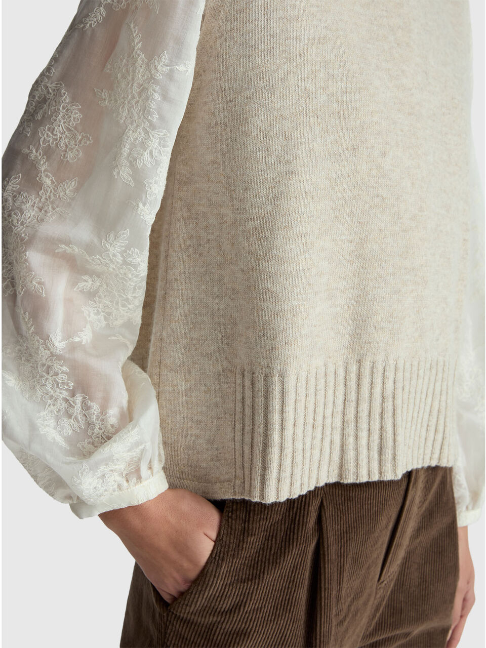 SLEEVELESS SWEATER Women image number null