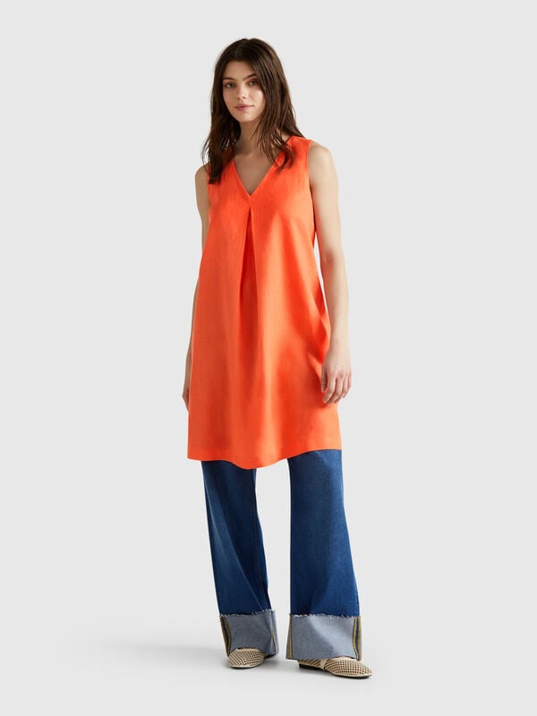 Sleeveless dress in pure linen Women