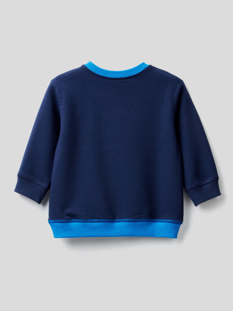 Color block sweatshirt in stretch organic cotton image number 2