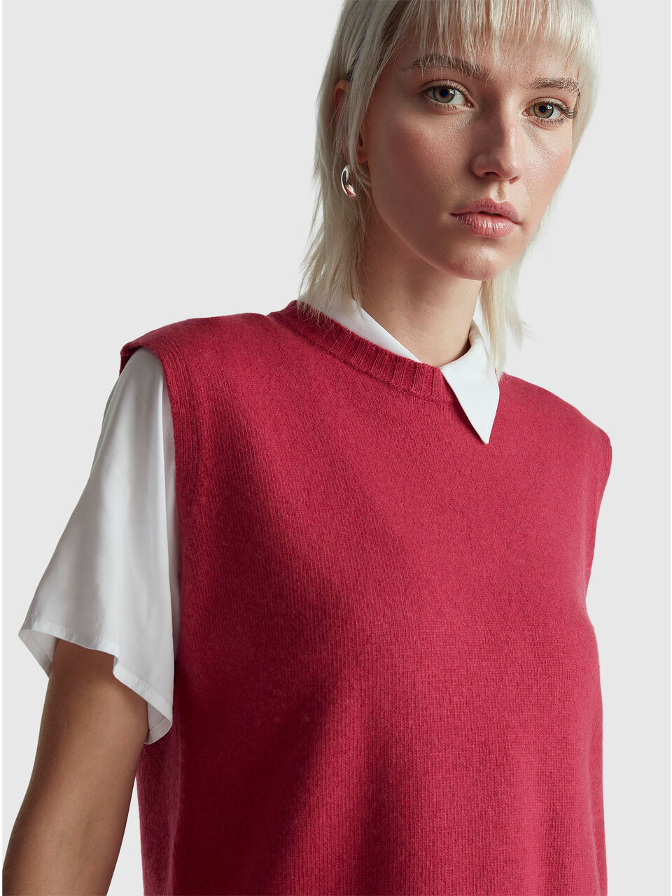 SLEEVELESS SWEATER Women image number null