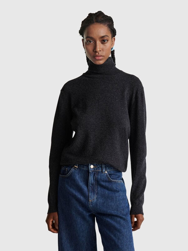 Dark gray turtleneck sweater in pure Merino wool Women