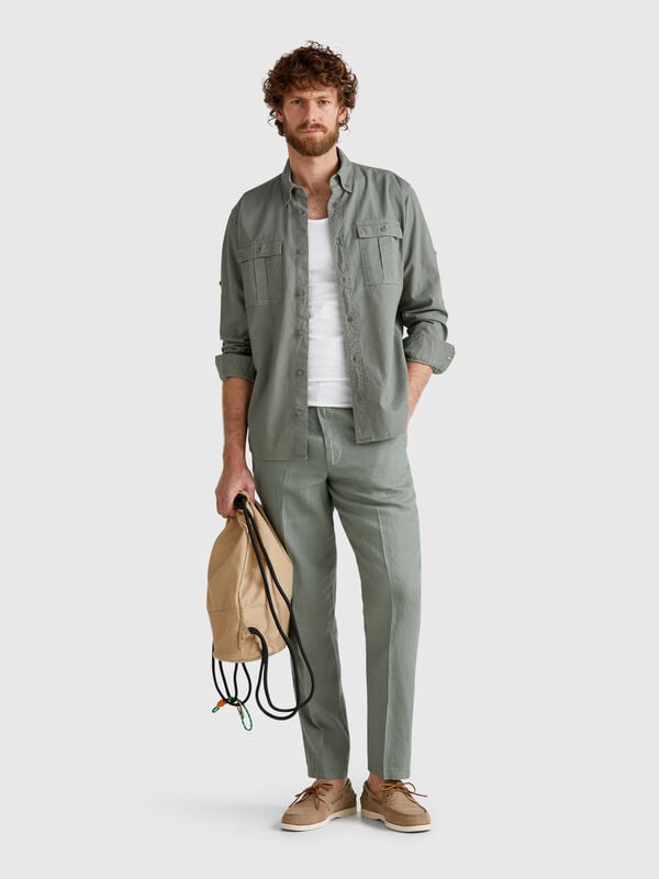 Chinos in pure linen Men