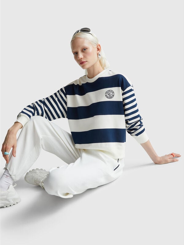 Striped crew neck hoodie Women