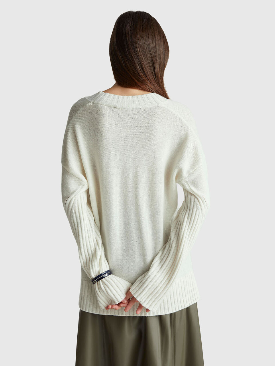 V NECK SWEATER L/S Women image number null