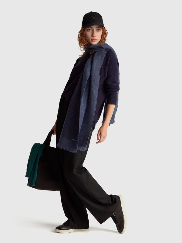 Wide trousers in stretch viscose blend Wide trousers in stretch viscose blend Women