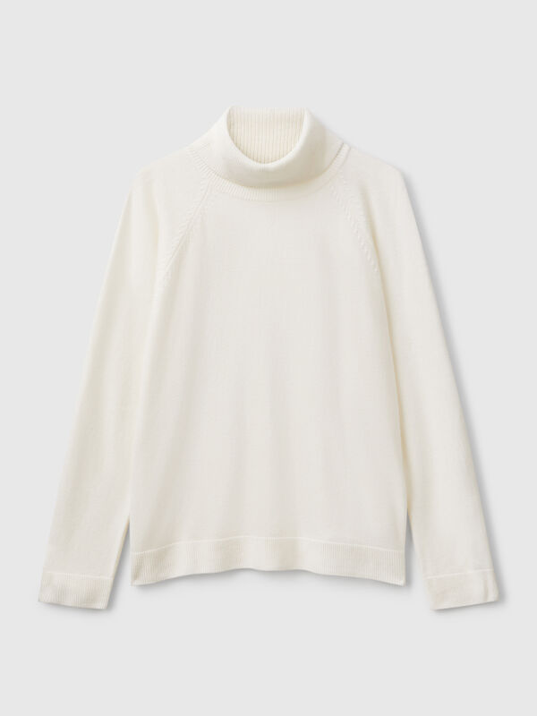 Cream turtleneck sweater in cashmere and wool blend Women