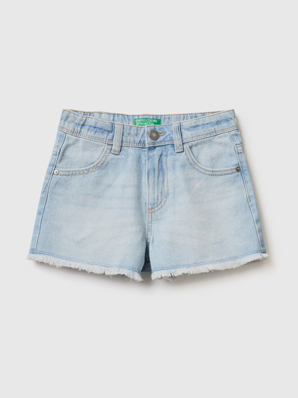 Frayed jean shorts