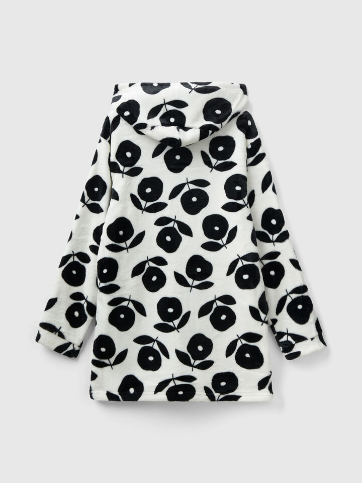 Nightgown with floral print image number 2