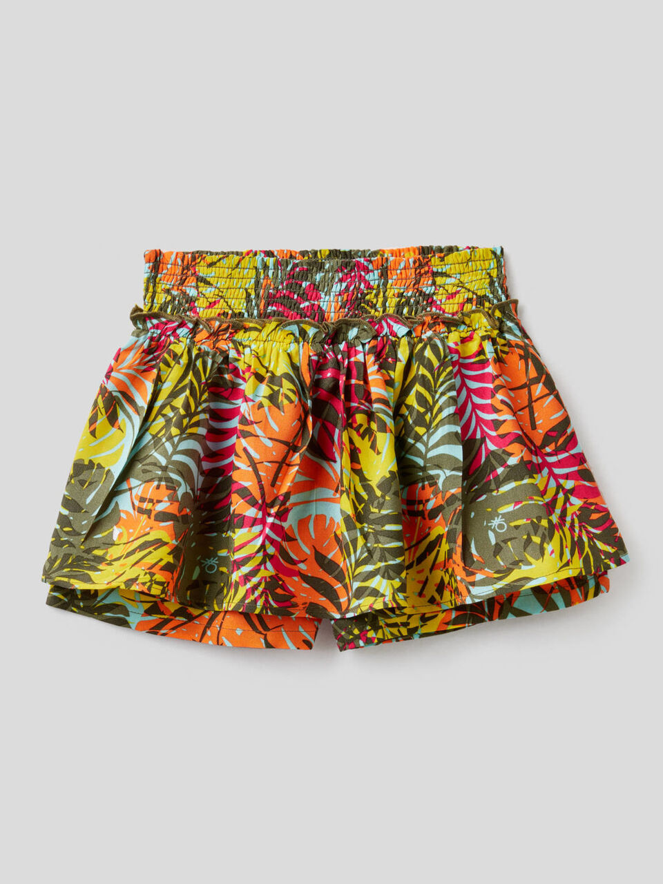 Patterned shorts with maxi ruffle image number 1