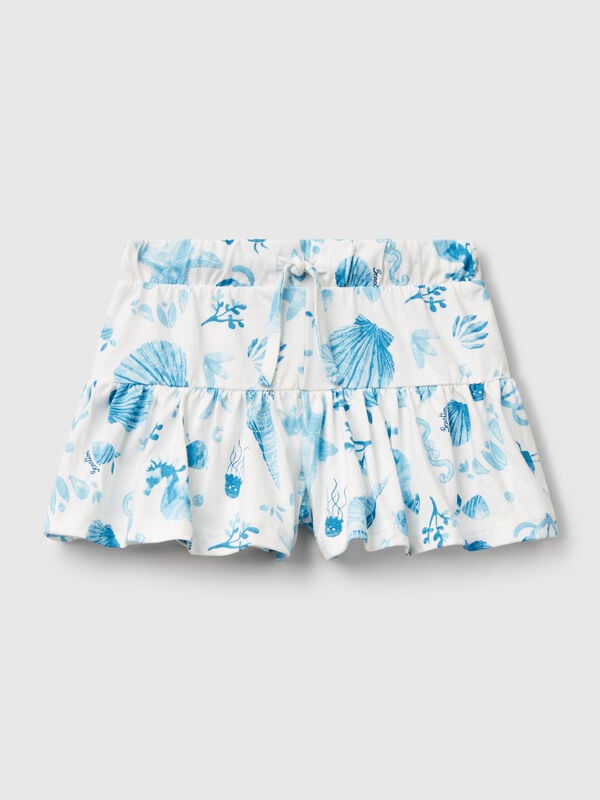 White shorts with blue shells Junior Girl