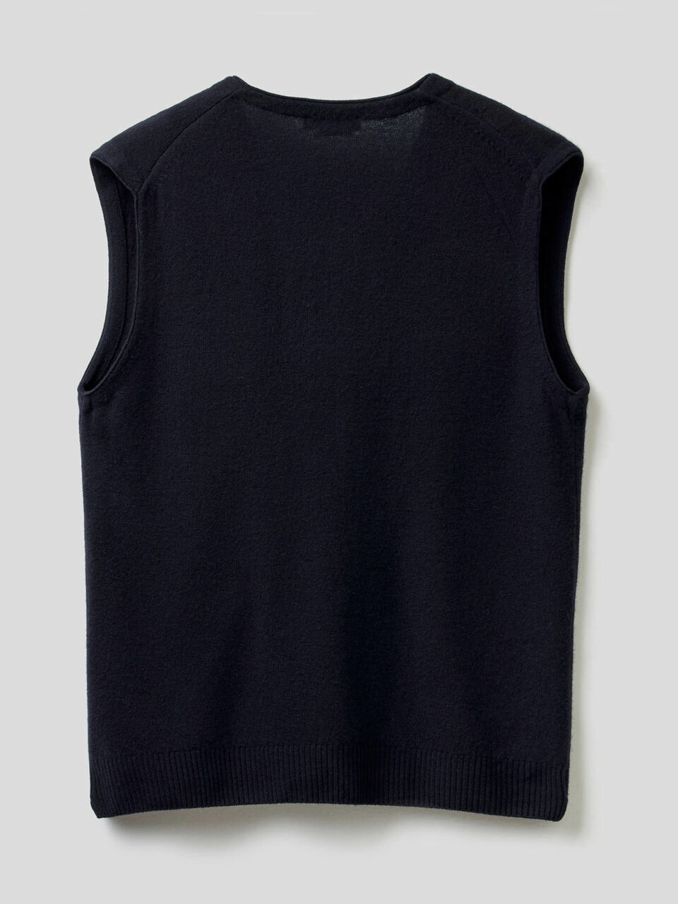 Vest in 100% Merino wool with buttons customizable image number 2