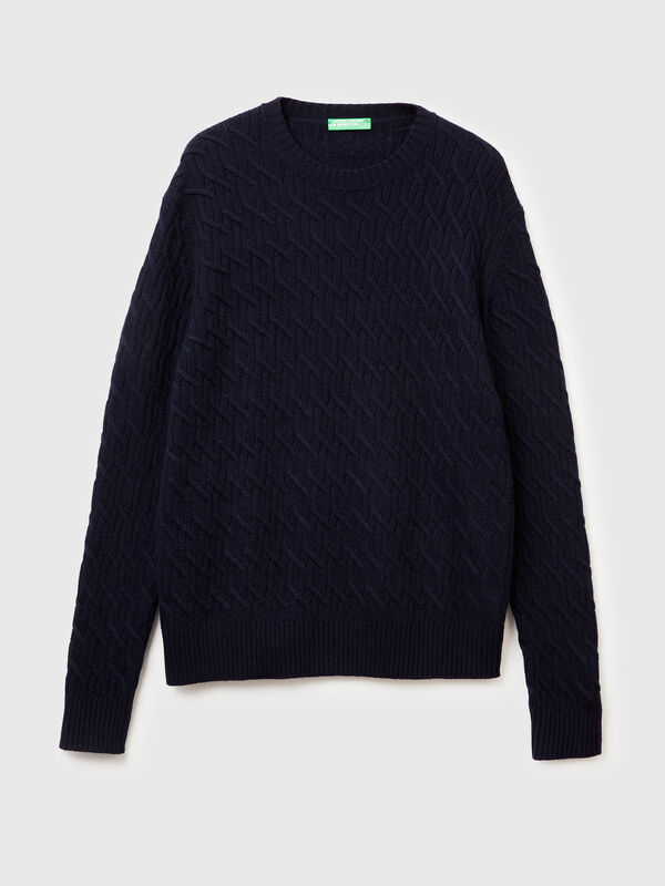 Cable knit sweater in cashmere blend Men