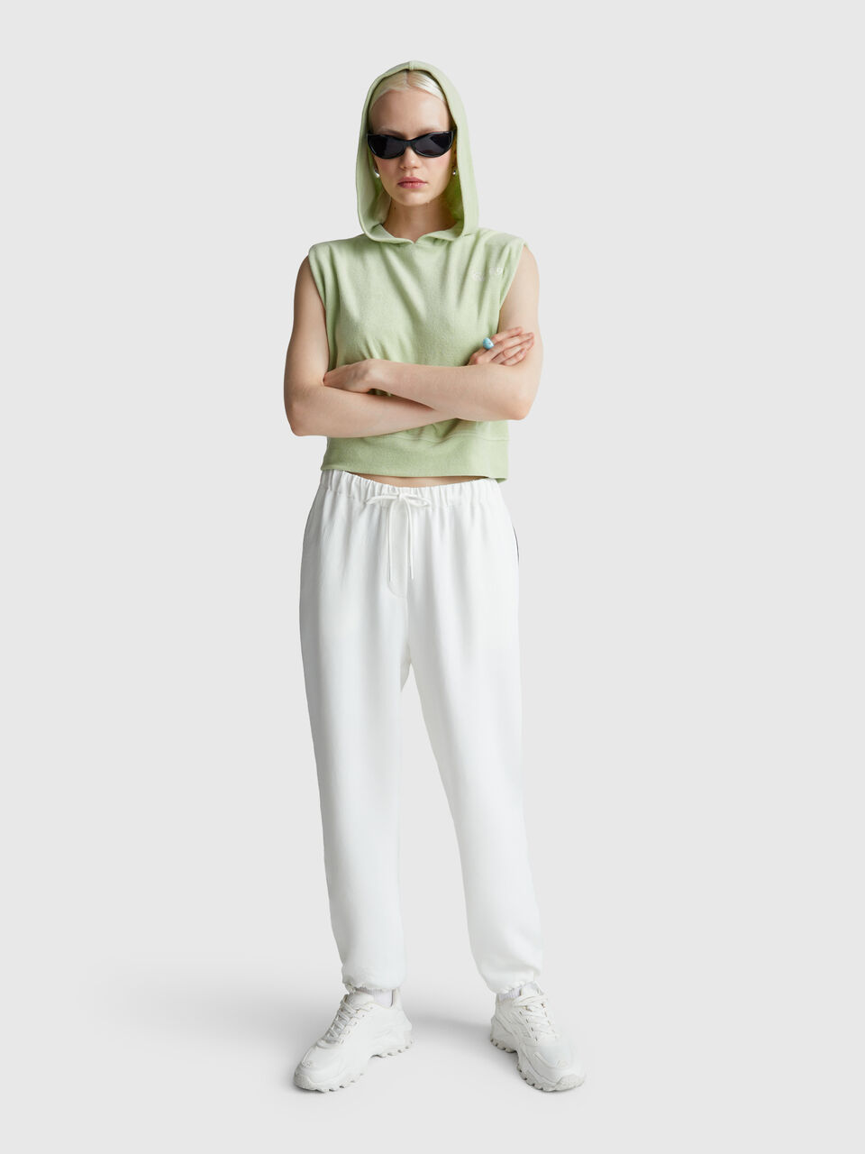 PULLOVER W/HOOD Women image number null