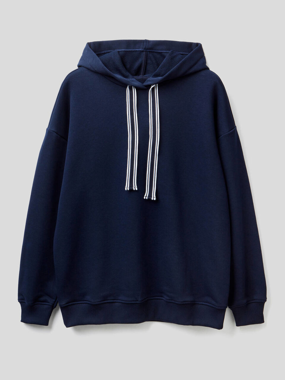 Hoodie image number null