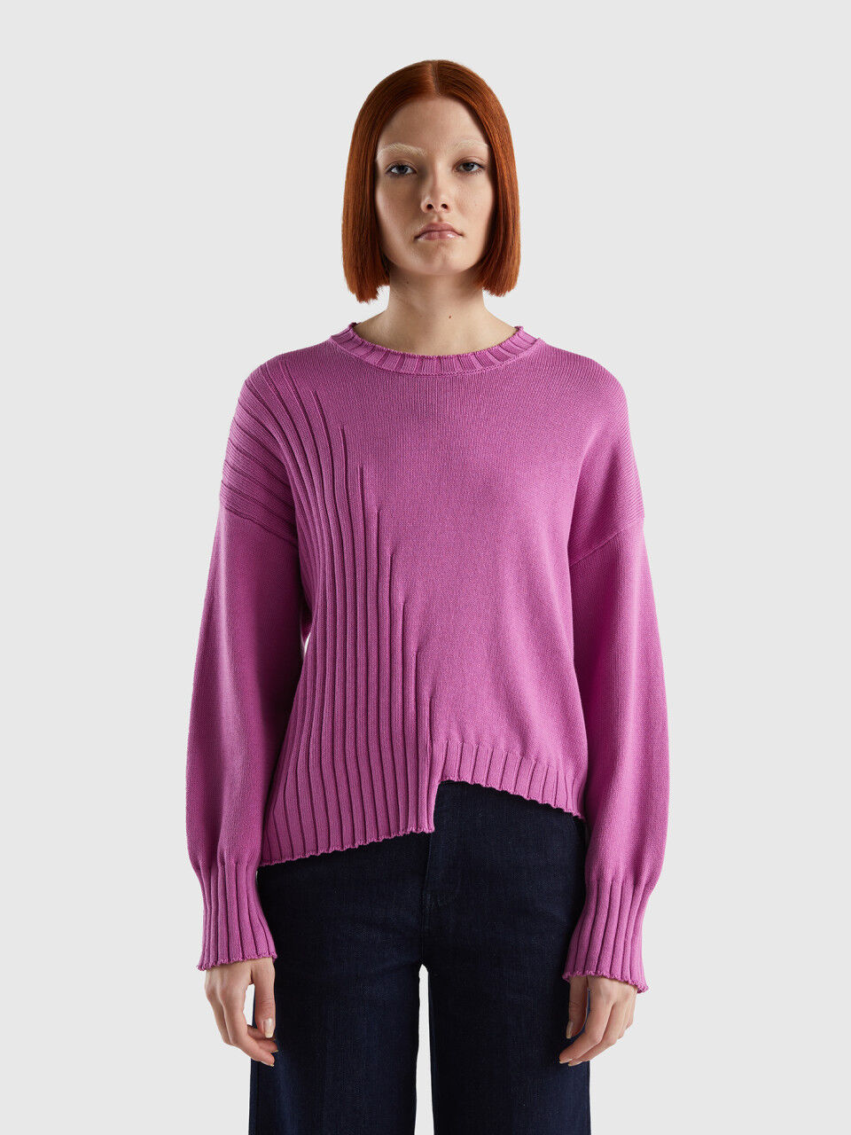 Sweater with uneven bottom